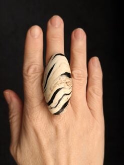 Vegan Ivory & Black Ring - Size 7
