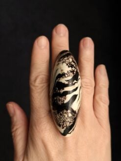 Vegan Ivory & Black Ring - Size 7