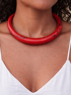 Red & Black Collar Necklace - Size Medium
