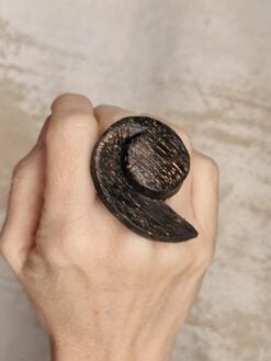 Alternative view of Black with Gold Sheen Sculptured Ring - Size 7.5