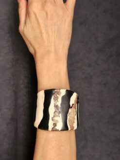 Vegan Ivory & Black Flat Cuff - Size M