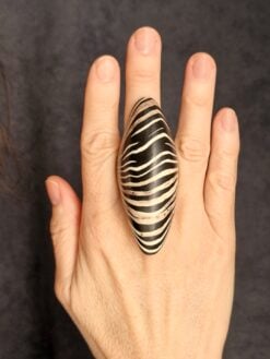 Vegan Ivory & Black Ring - Size 9