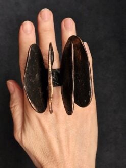 Black with Gold Sheen Flower Ring - Size 6.5